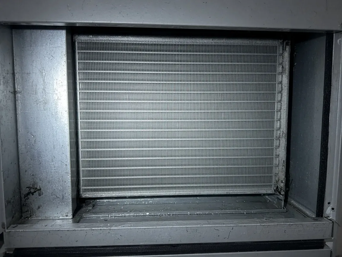 Clean evaporator coil with open aluminum fins after cleaning
